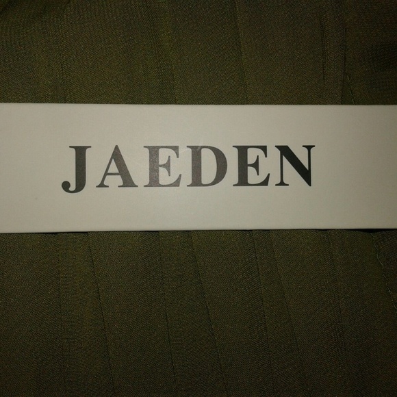 JAEDEN Long Sleeveless Olive Green Formal Prom - Picture 7 of 7